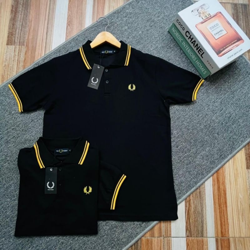 POLOSHIRT FRED P TIPED TWIN HITAM GOLD