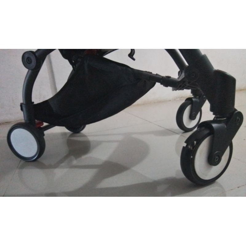 Stroller Yoya edisi Mickey Mouse