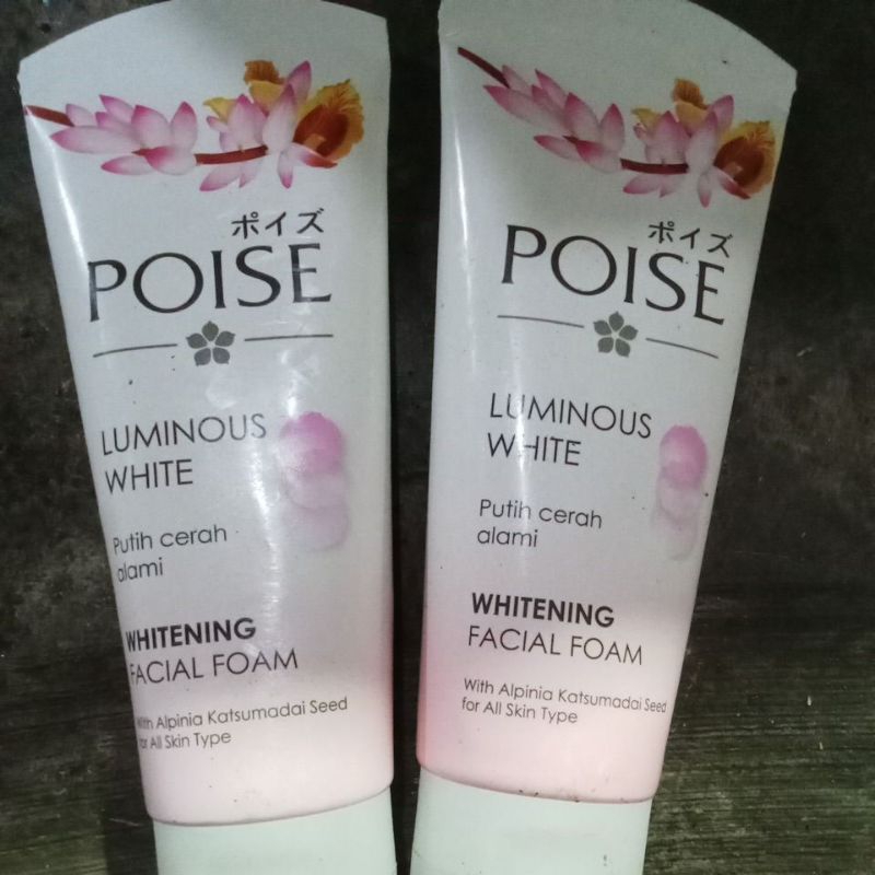 POISE Luminous white facial foam
