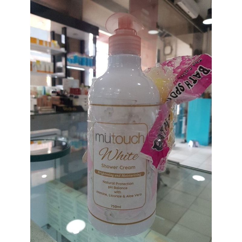 Mutouch White Shower Cream sabun mandi Brightening and Moisturizing Natural Protection pH Balance Wi