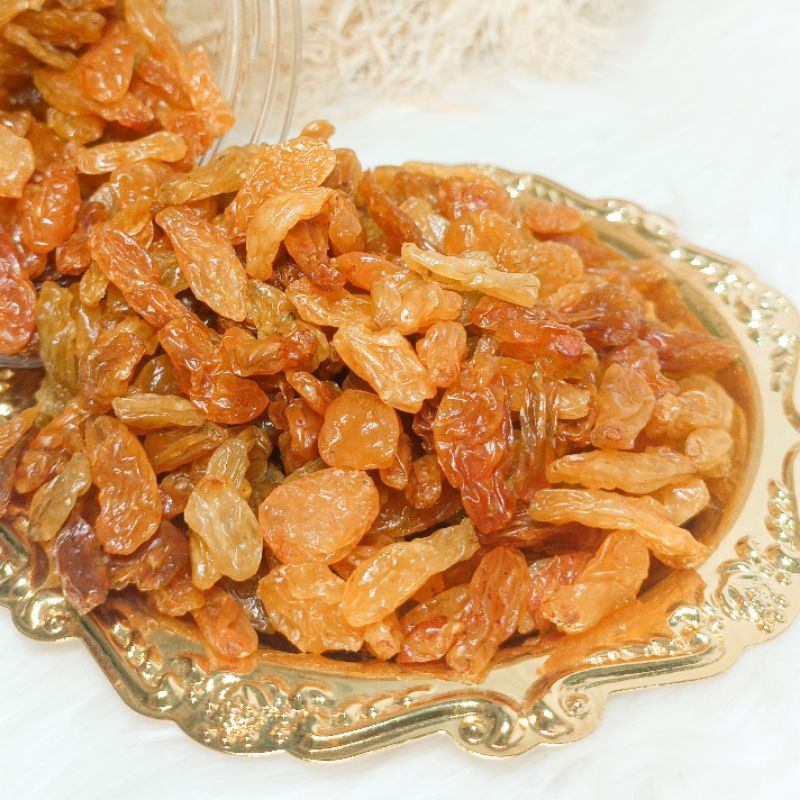 

Kismis Raisin/Mount Logan