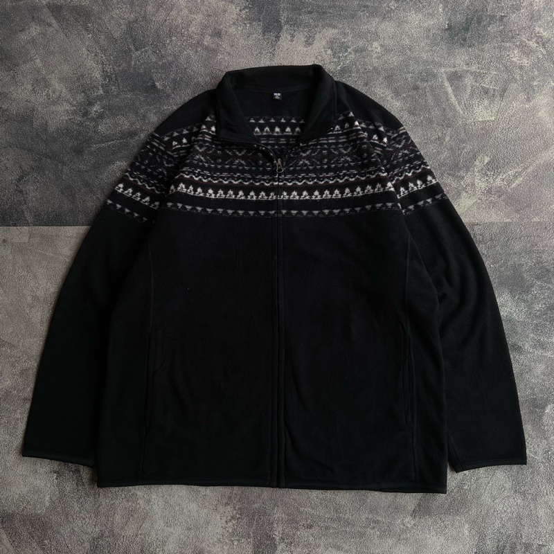 Uniqlo Jaket Navajo Black