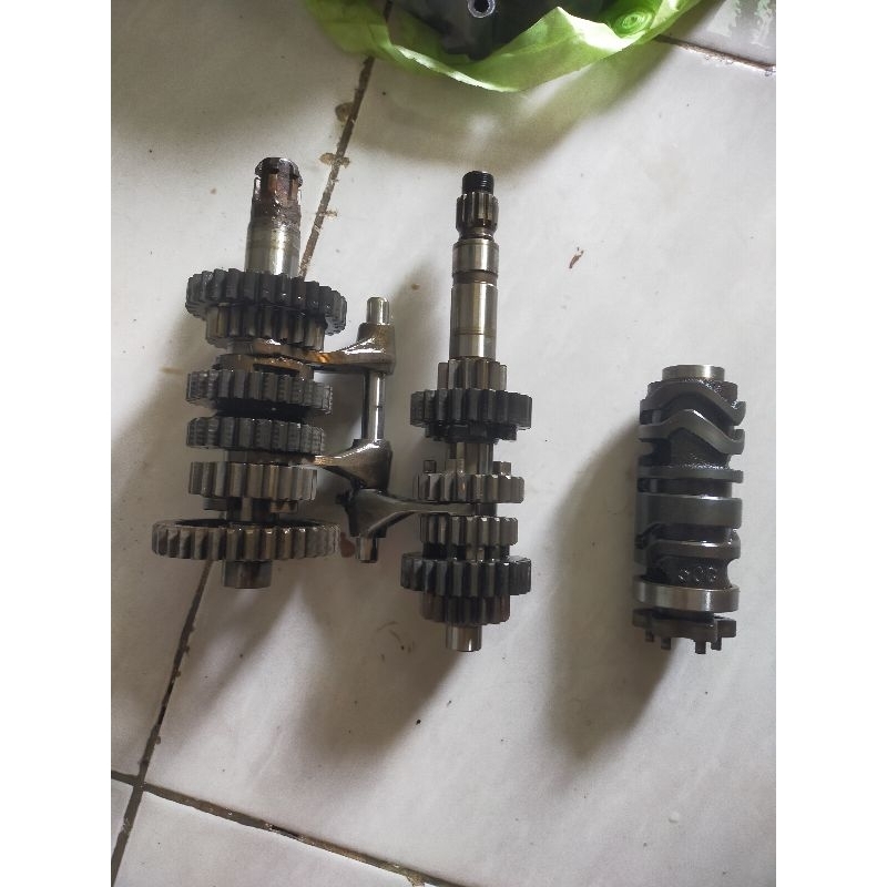 rasio R15 V3 6 sped PNP MX KING