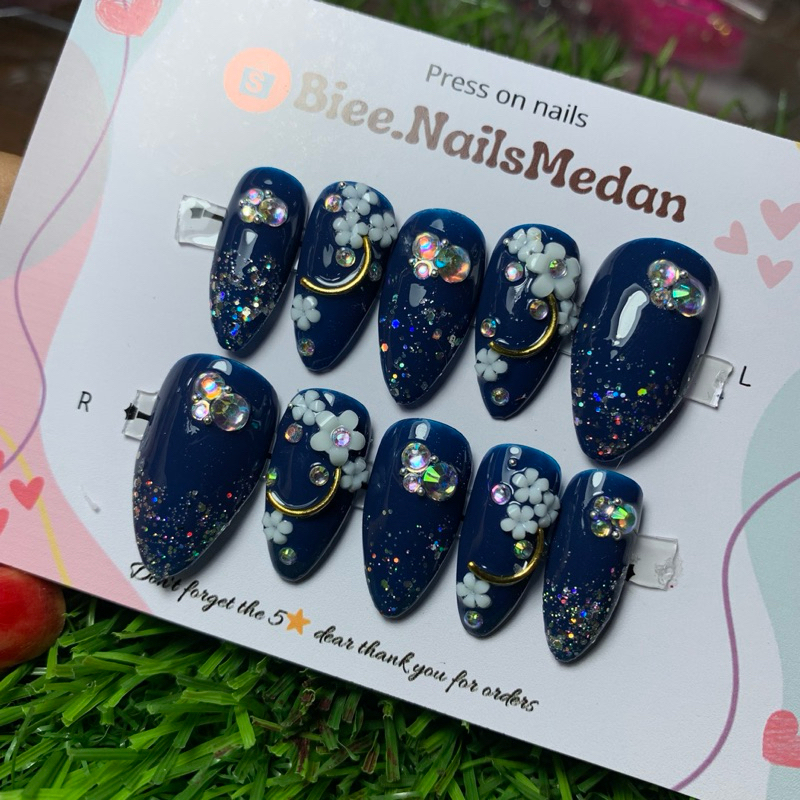 KUKU PALSU WEDDING NAVY GLAMOR FREE LEM GEL / Kuku palsu medan
