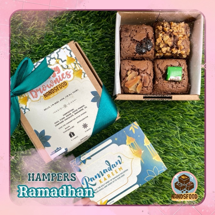 

Check Here GROSIR HAMPERS RAMADHAN EID MUBARAK Brownies Skat uk 8x8cm by nandsfood