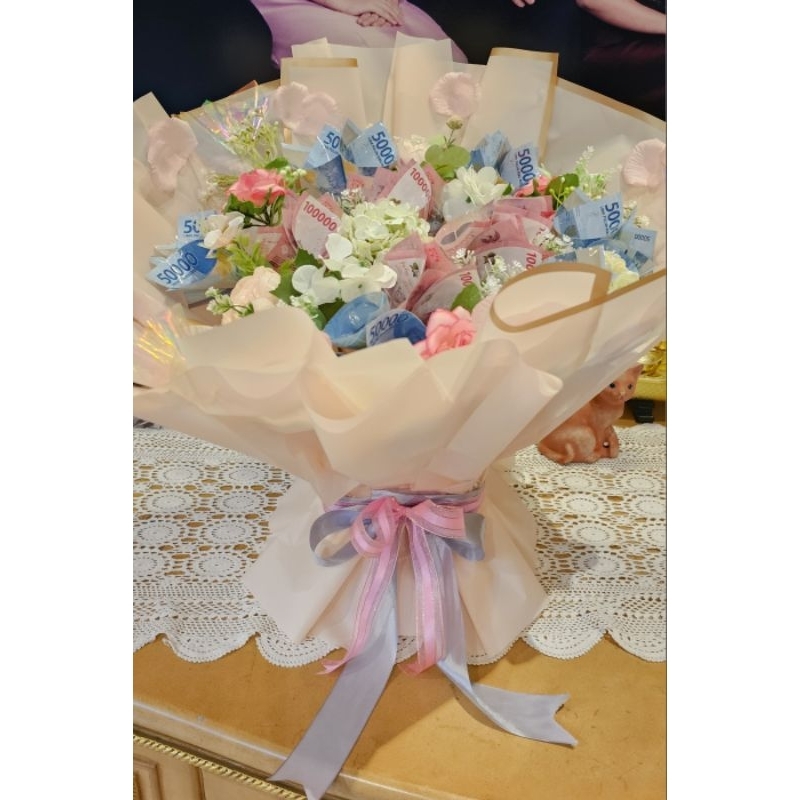 bouquet bunga / bouquet uang