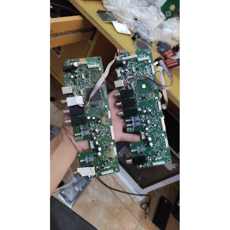dua unit board efek zoom g3x rusak buat kanibal
