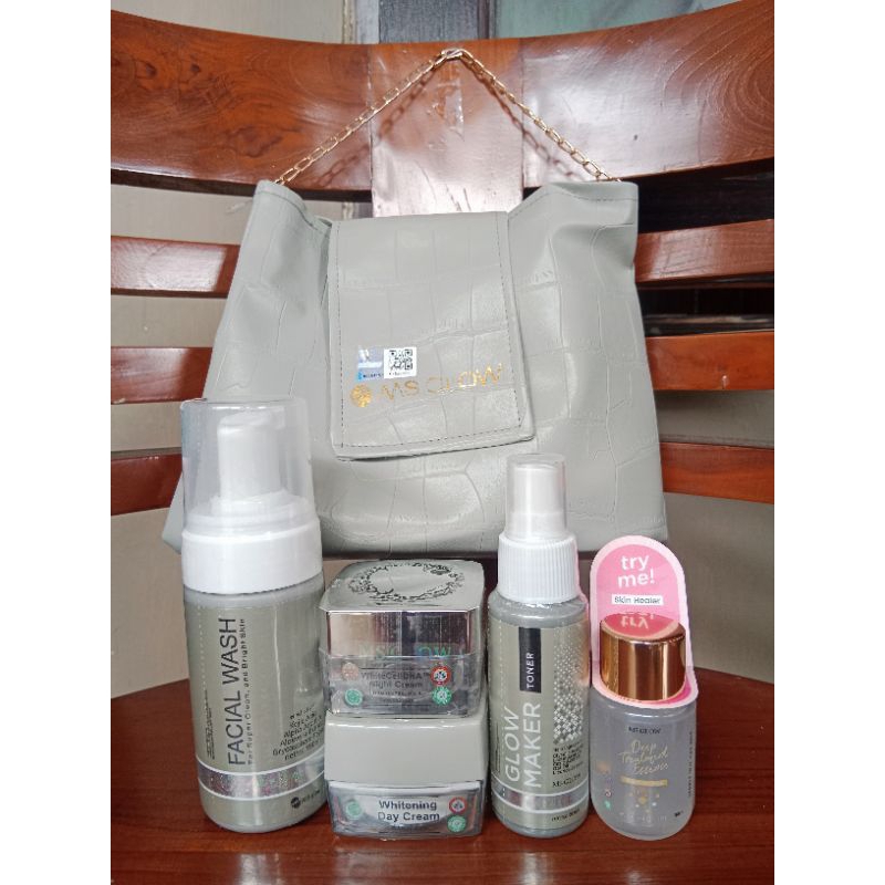 Paket Wajah Ms Glow free dte mini 30ml / Paket Ms Glow free dte mini / Paket Ms Glow isi 5 free dte 