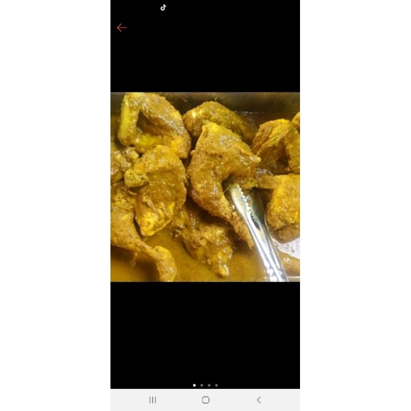 

ayam ungkep bumbu kuning 1 ekor