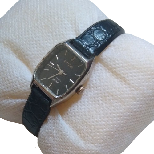 Citizen Ladies Manual Winding Square Shape