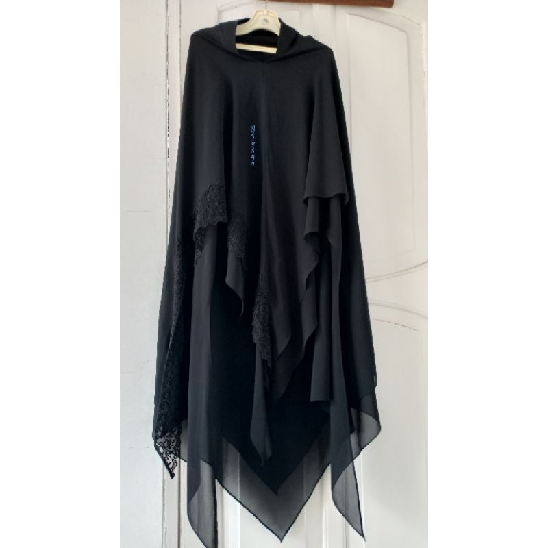 Preloved Khimar Swarovski Azighah