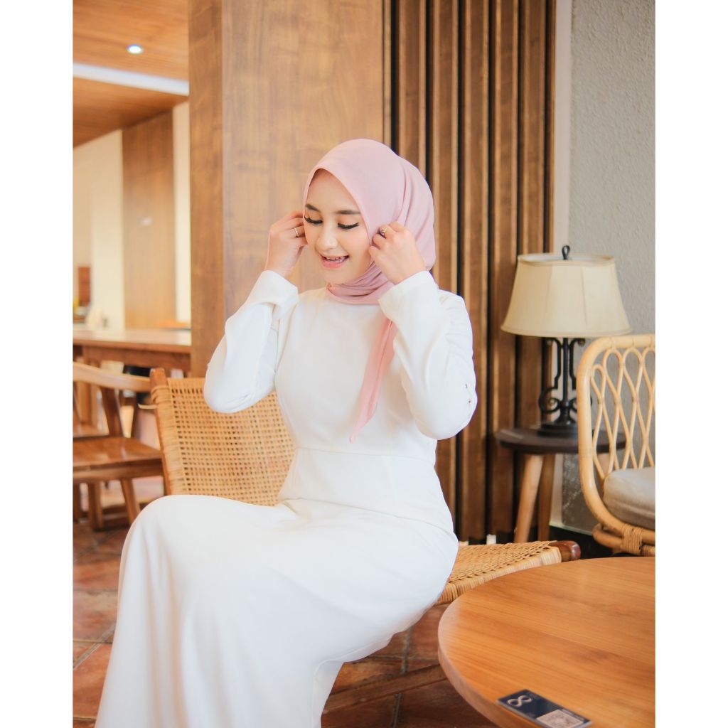 Kerudung Segi Empat Frieda by Numiaa Fashion