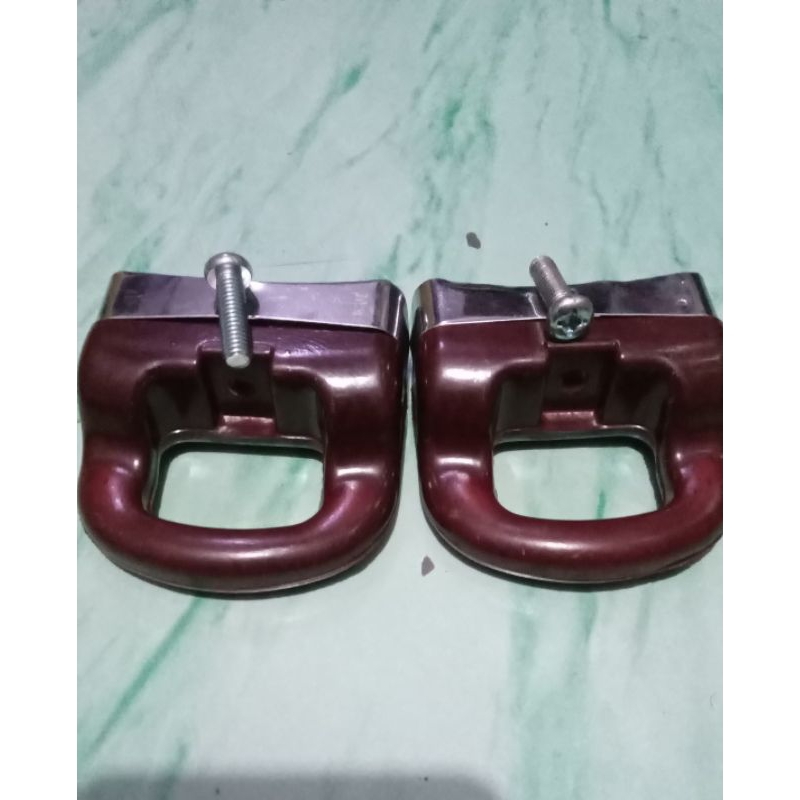 HUNDLE/ KUPING PANCI PRESTO