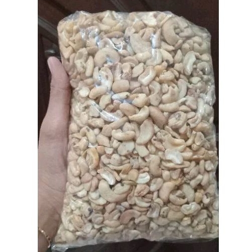 

KACANG METE MEDE SULAWESI PECAHAN RASA MANIS KEMASAN VAKUM 500GRAM DAN 1KG