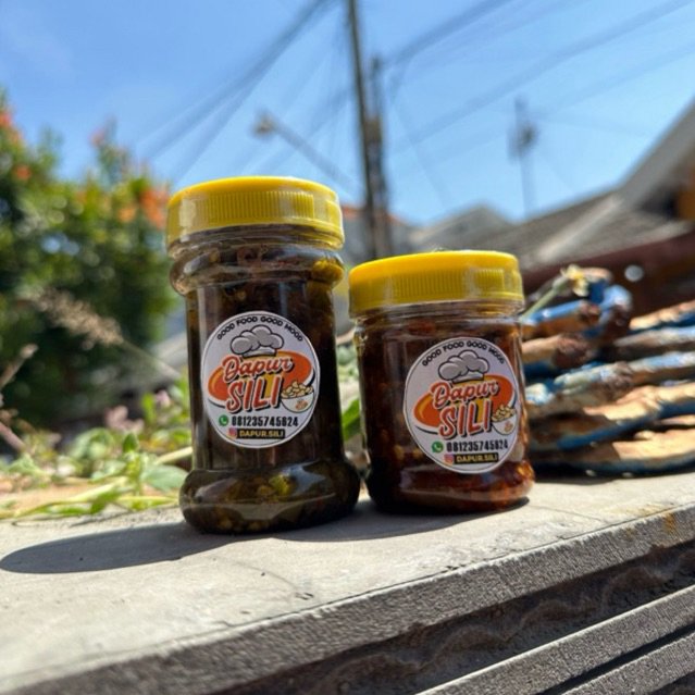 

BOTOL 110 / 160 gram SAMBAL BABYCUMI / PARU / TERI / REBON / KLOTOK