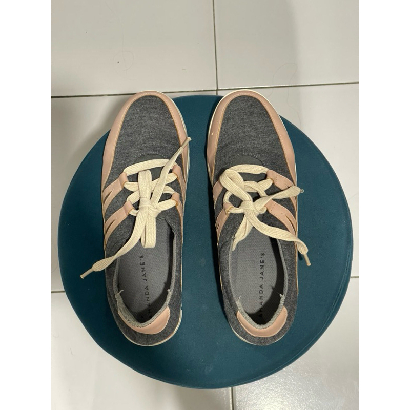 Preloved Sneakers | Pantofel Wanita | ALDO | STEVE MADDEN