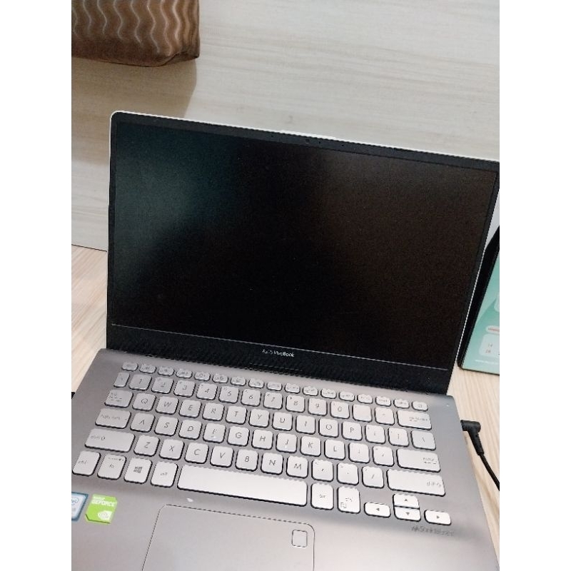 ASUS TIPIS VIVOBOOK SPEK S14 CORE I-9 WINDOWS ORIGINAL