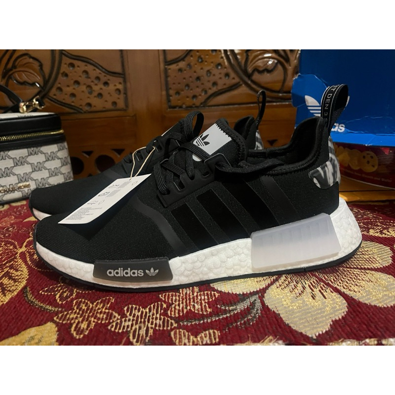 Sepatu Adidas Preloved