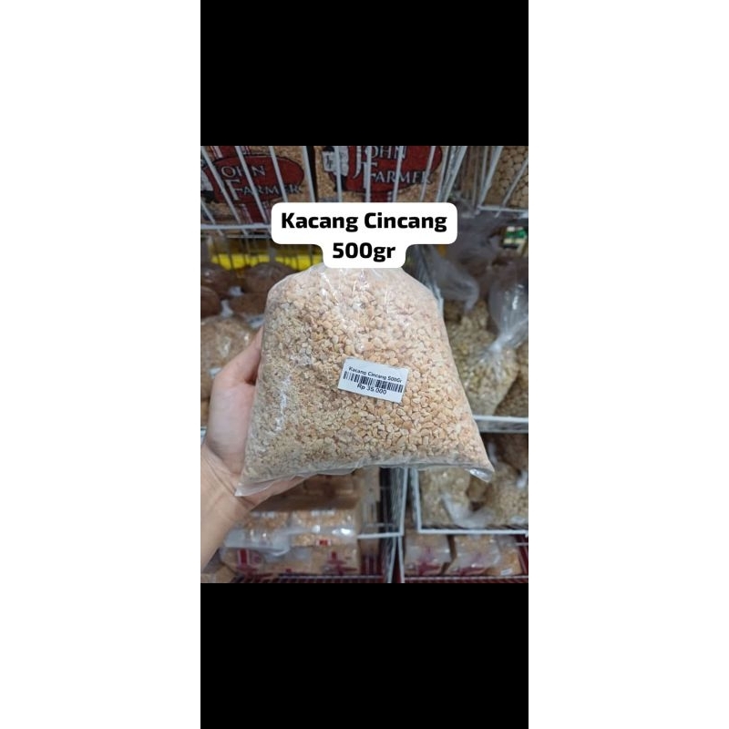 

Kacang Cincang 500gr