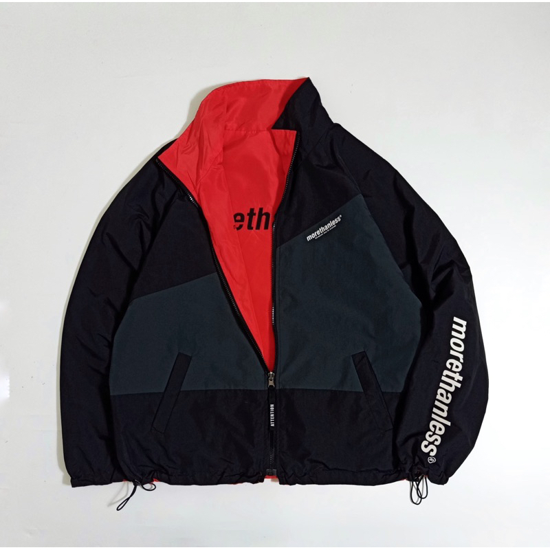 Attention windbreaker reversible jaket