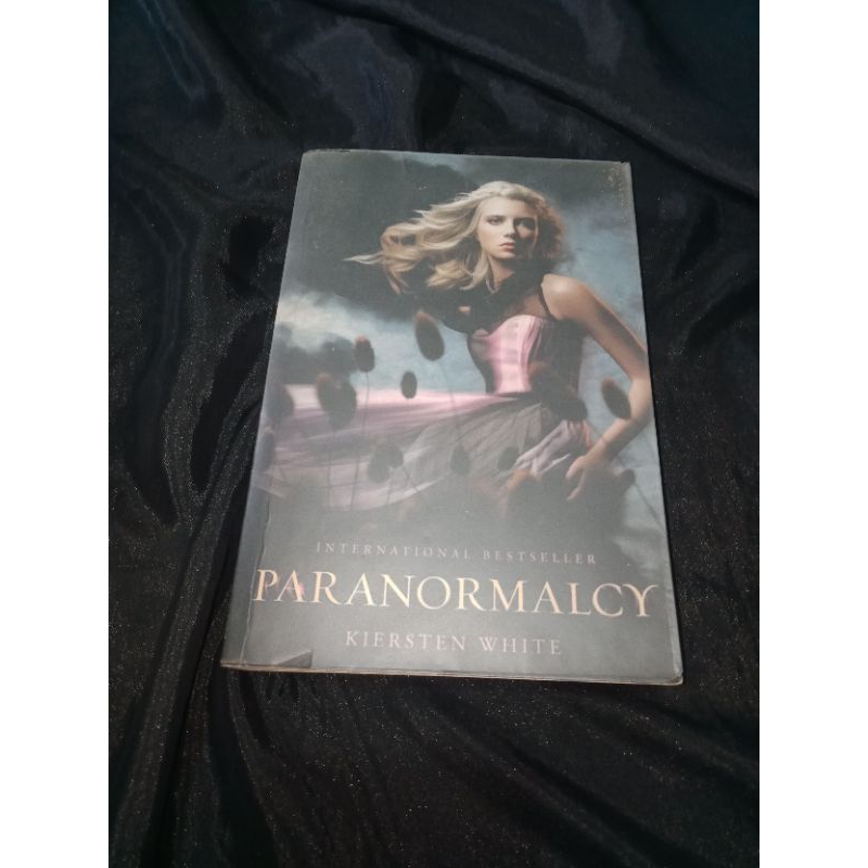 novel paranormalcy kiersten white