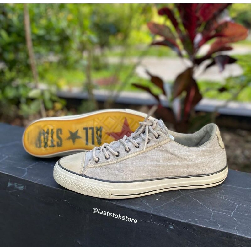 Converse Jv Size 45 (30cm)