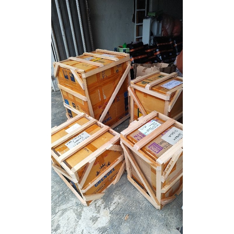 PACKING KAYU /  KAYU PACKING