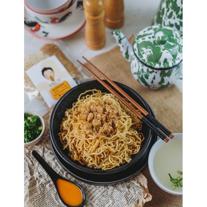 

HOT MIE AYAM HUMBLE MIE Bakmi Ayam Frozen HALAL NO MSG