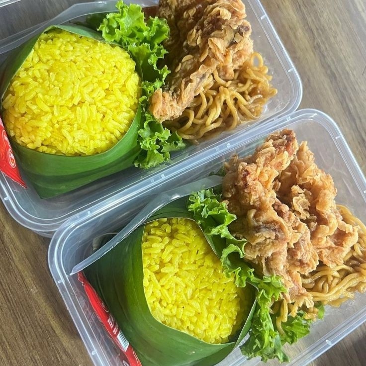 

XC26619 Paket Nasi Kuning Thinwall Termurah