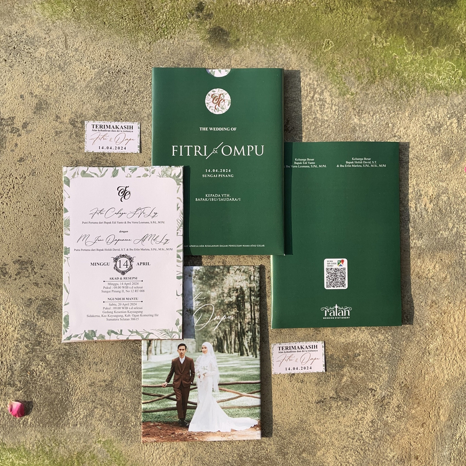 Undangan Pernikahan Aesthetic | Undangan Hard Cover | Undangan Amplop | Undangan Cantik, Elegan