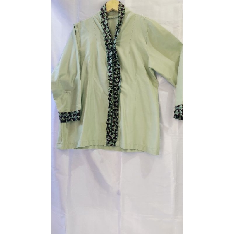 Kebaya Tradisional / Blouse Etnik / Kebaya kondangan / Kebaya Pesta Warna Hijau Pupus PRELOVED