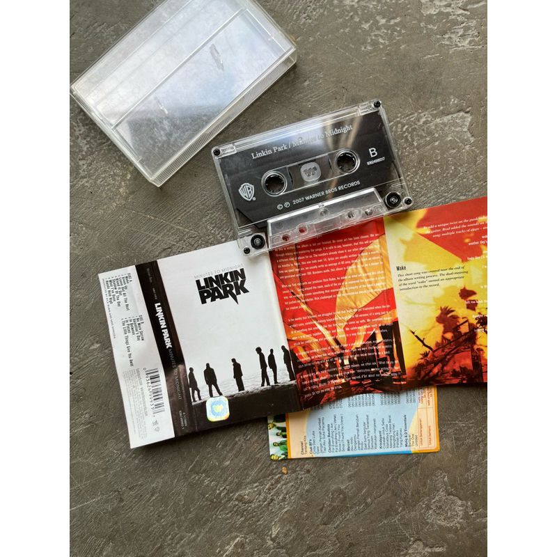 Kaset Pita Linkin Park Minutes To Midnight