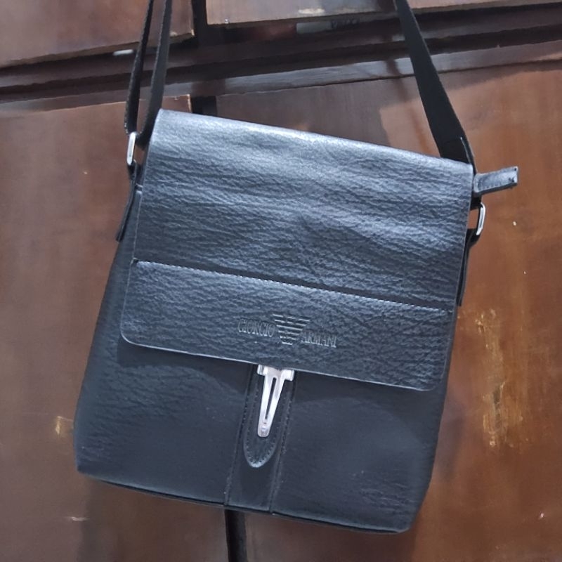 Tas Sling Bag Pria Giorgio Armani kw