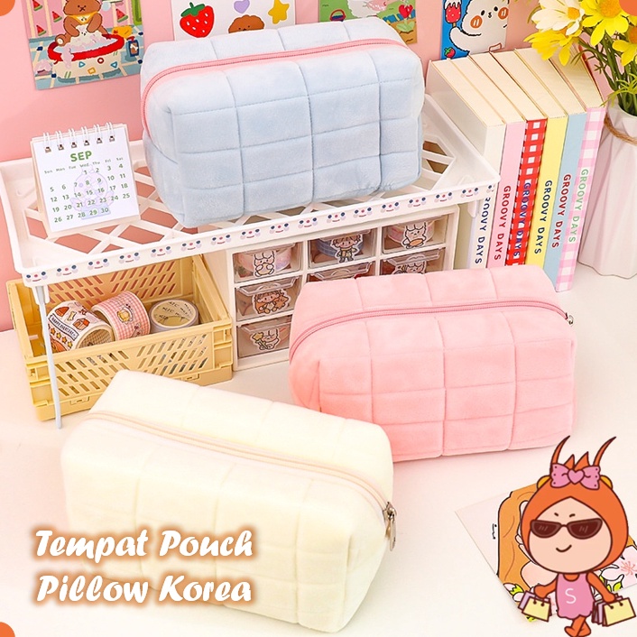 

Paket Terkini Reseller Welcome T5958 Tempat Pouch Pillow Korea Kotak Pensil Sleting Velvet Aesthetic Pastel Kotak Pensil Bulu Make Up Pouch