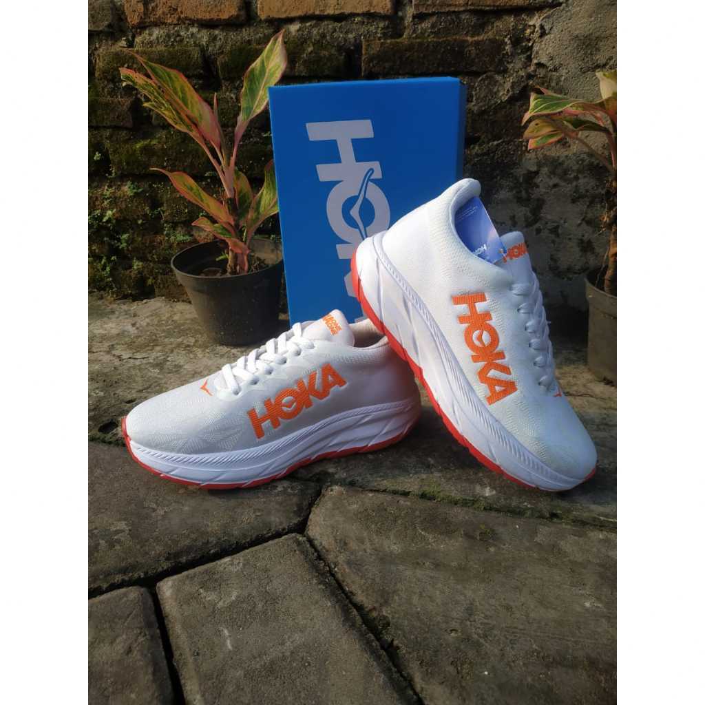 SEPATU HOKA/HOKA ONE-ONE CARBON X2/SEPATU OLAHRAGA PRIA DAN WANITA (UNISEX)