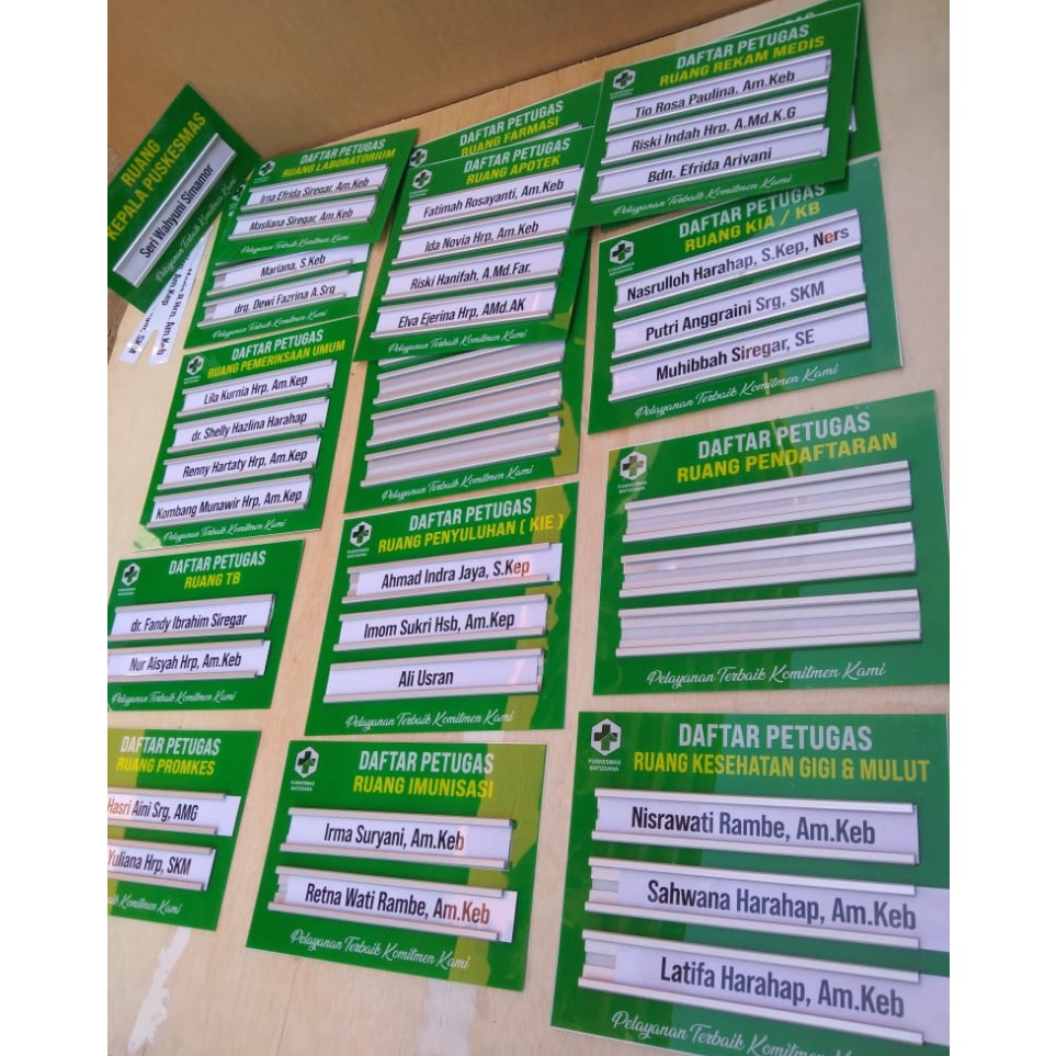 

Daftar Petugas Jaga Bahan Akrilik Slot Alumunium Kualitas Premium Daftar Petugas Jaga Klinik Puskesmas Rumah Sakit Dll Melayani Custom Free Desain ART D3R9