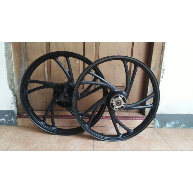 velg resing depan belakang suzuki axelo
