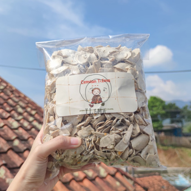 

KERIPIK RENYAH basreng 1/2 kg - Ti.Ema