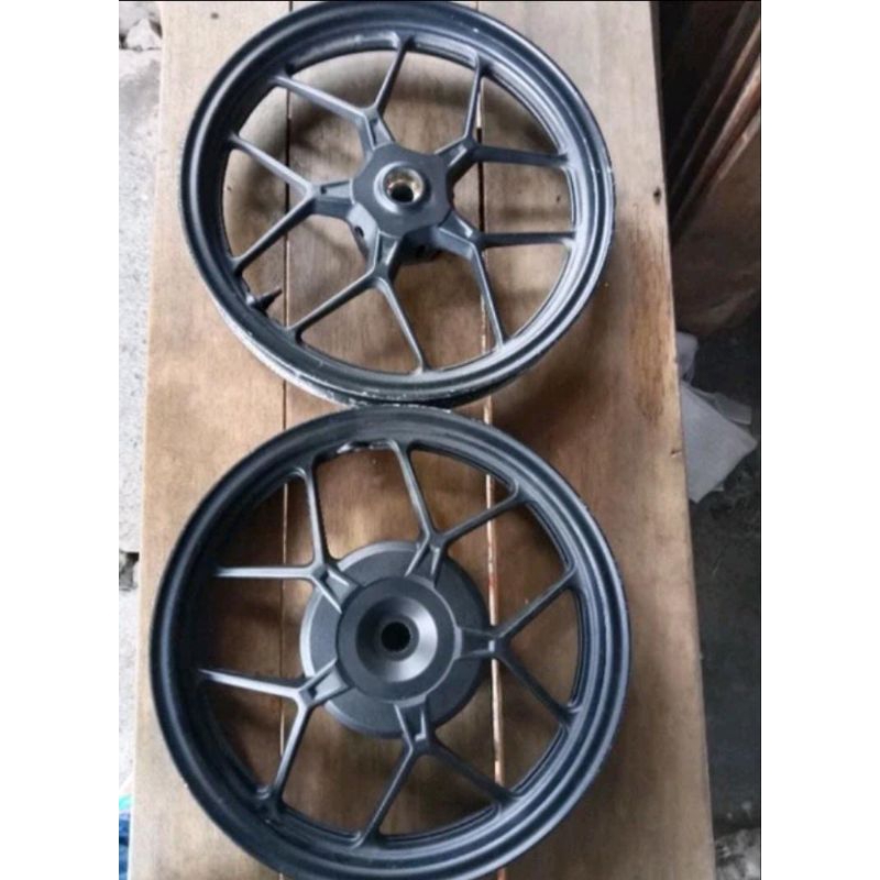 velg original Vario 125/150 Led old ori copotan motor