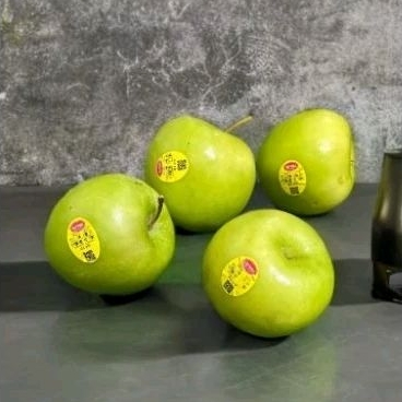 

Apel Hijau Apel Granny Smith 1kg
