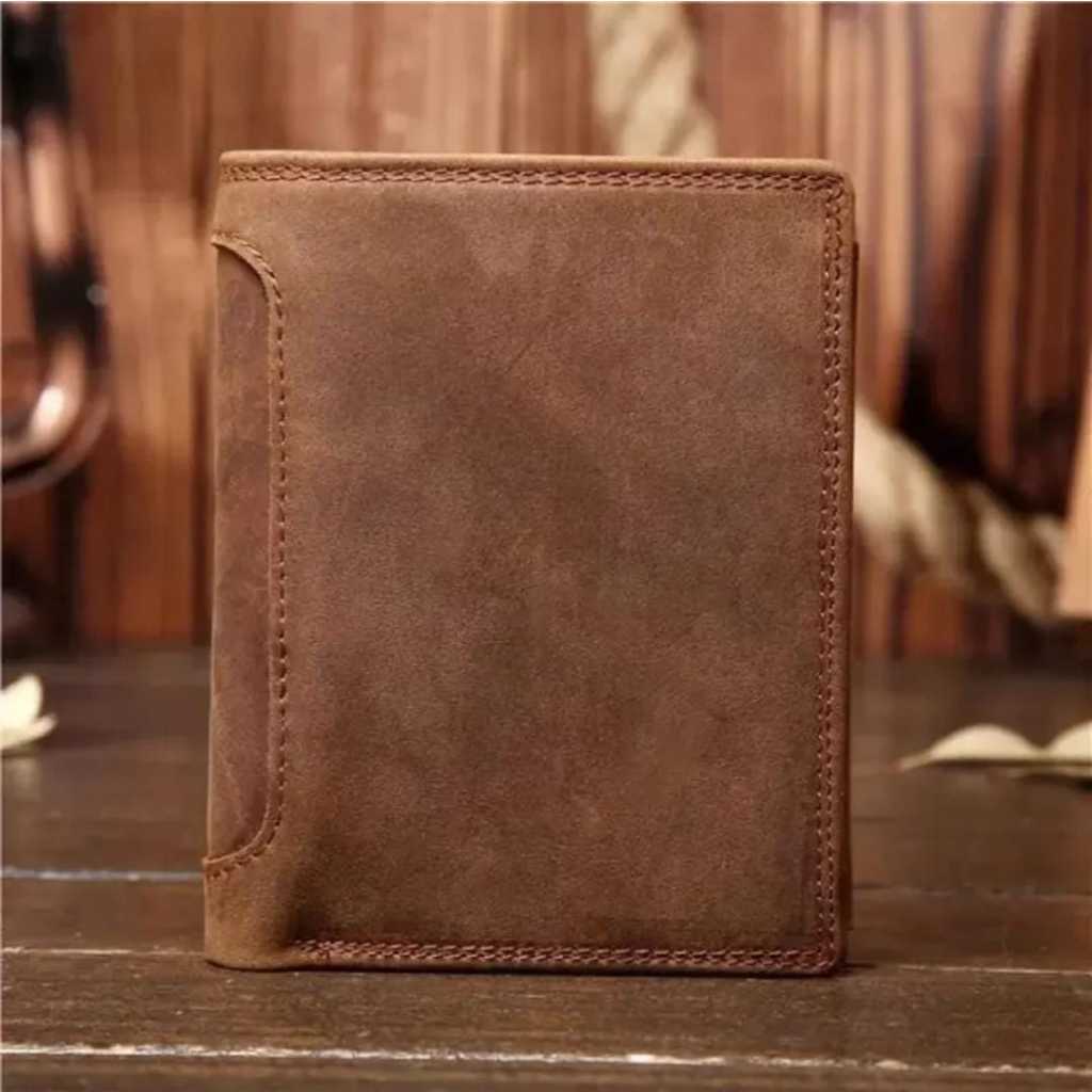 Dompet pria model lipat kulit sapi crazy horse