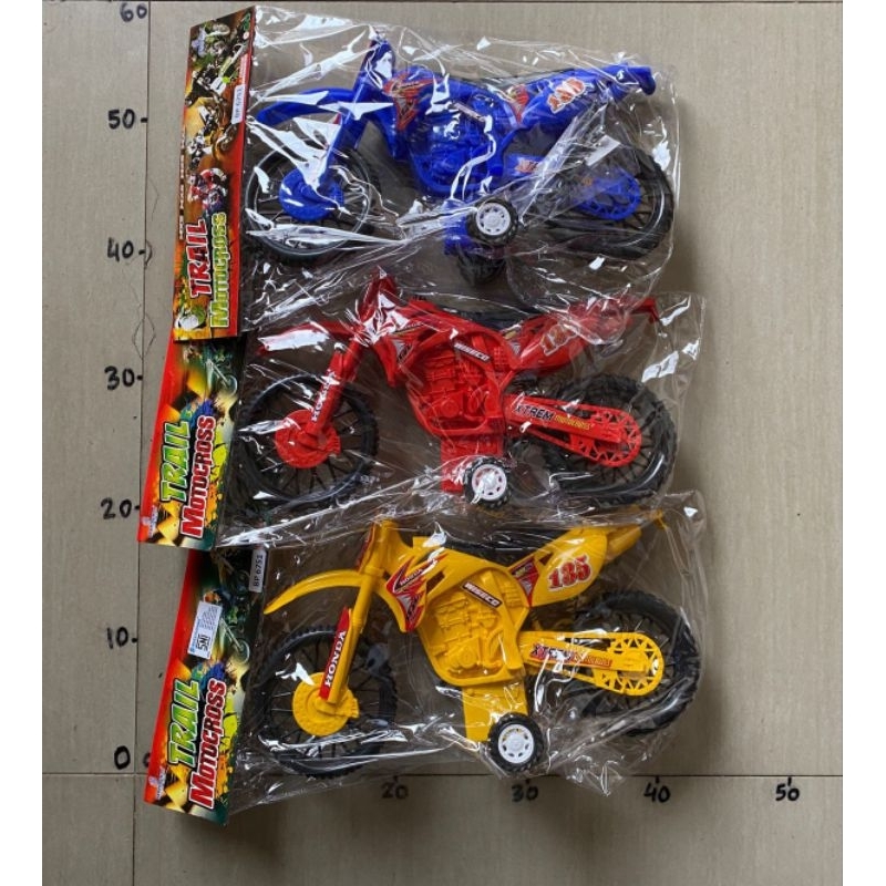 MAINAN MOTORCROSS TRAIL POLISI