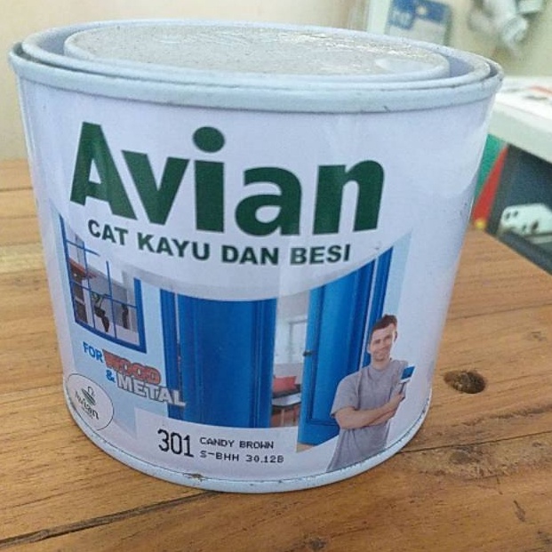 

KODE Q26S Cat minyak avian 12 kg