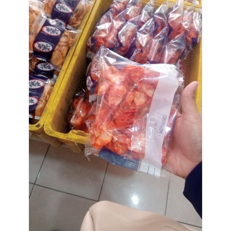 

promo!!! keripik singkong pedas manis,,cemilan bandung enak