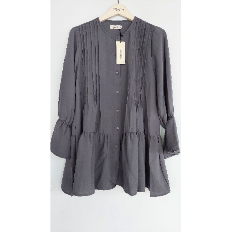 SE KYUNG TOP M BY GEULIS