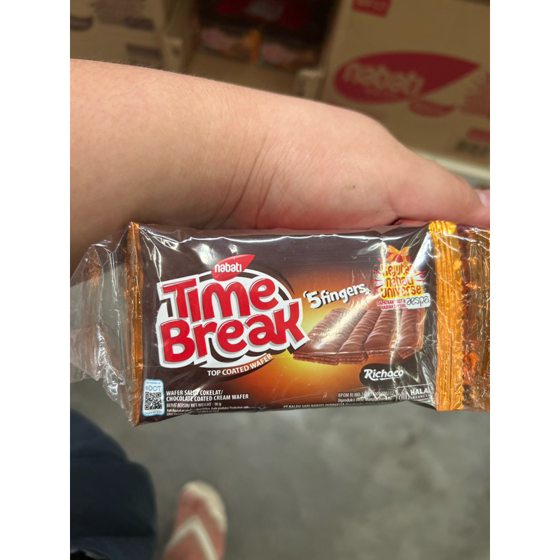 

NABATI TIME BREAK 10x16gram renteng