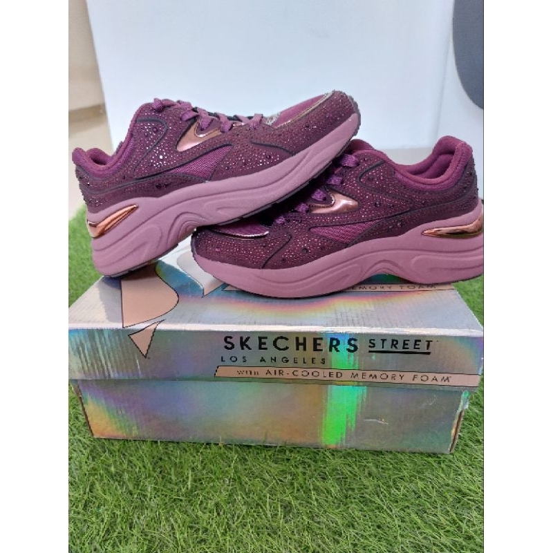 SKECHERS STREET Los Angeles with AIR-COOLED MEMORY FOAM