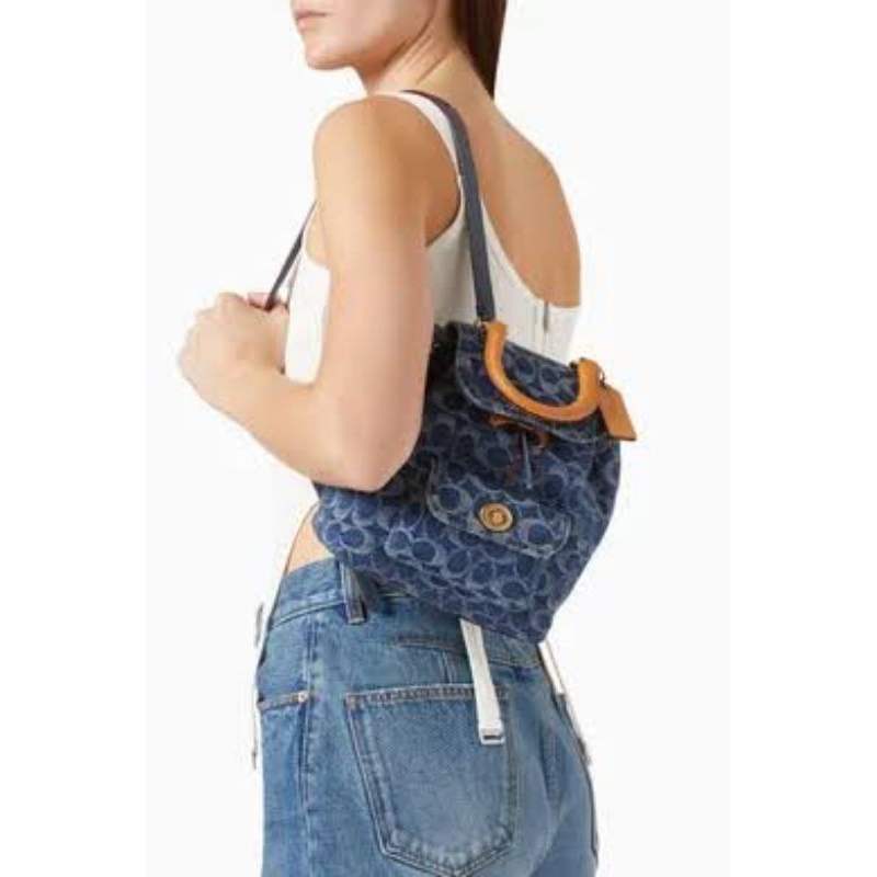 Coach Riya Backpack 21 Signature Denim (Pesanan Sis Lidia)
