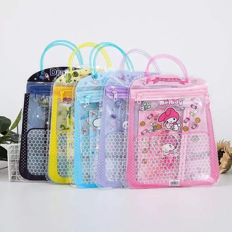 

Set Alat Tulis | Set Stationery | Set Pensil Sanrio dengan Tas Tenteng