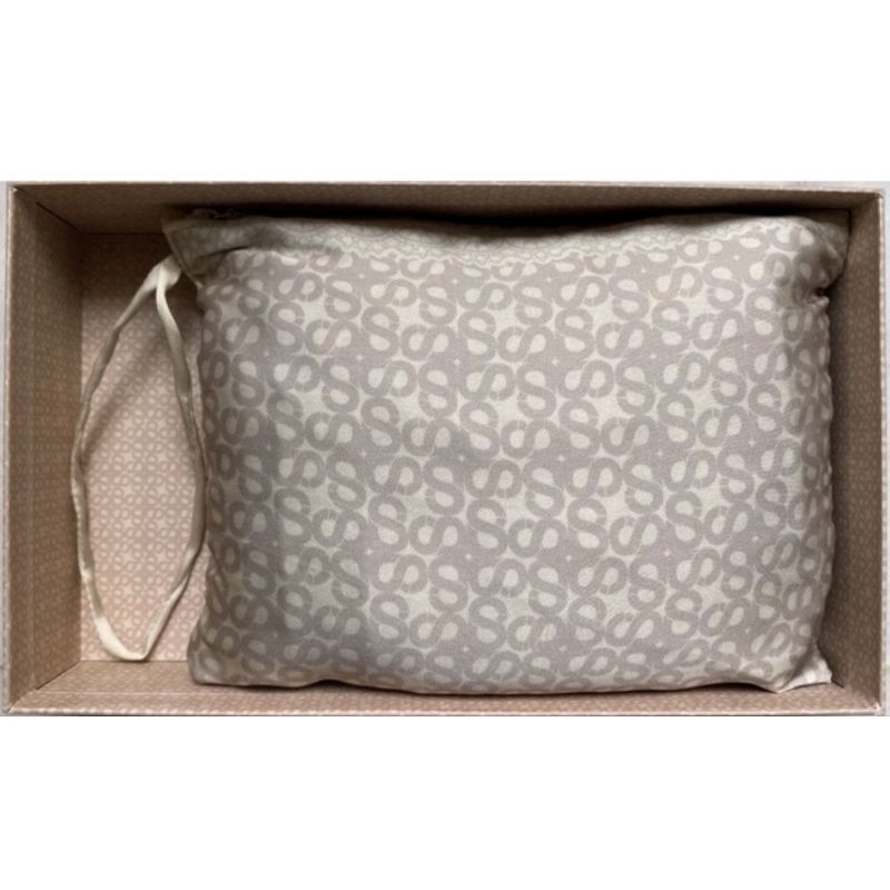 The Eeman Prayer Robe buttonscarves mauve